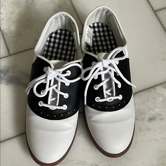 Black & White Saddle Oxford - Picture 4 of 8